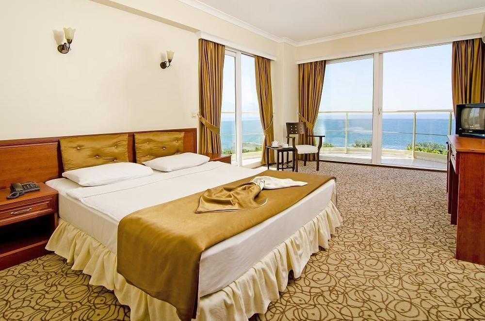Otel Arora