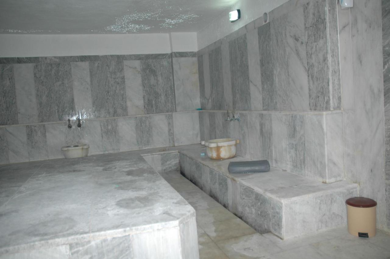 Otel Arora