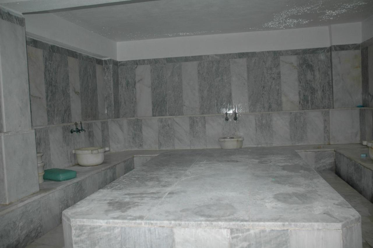 Otel Arora 4*
