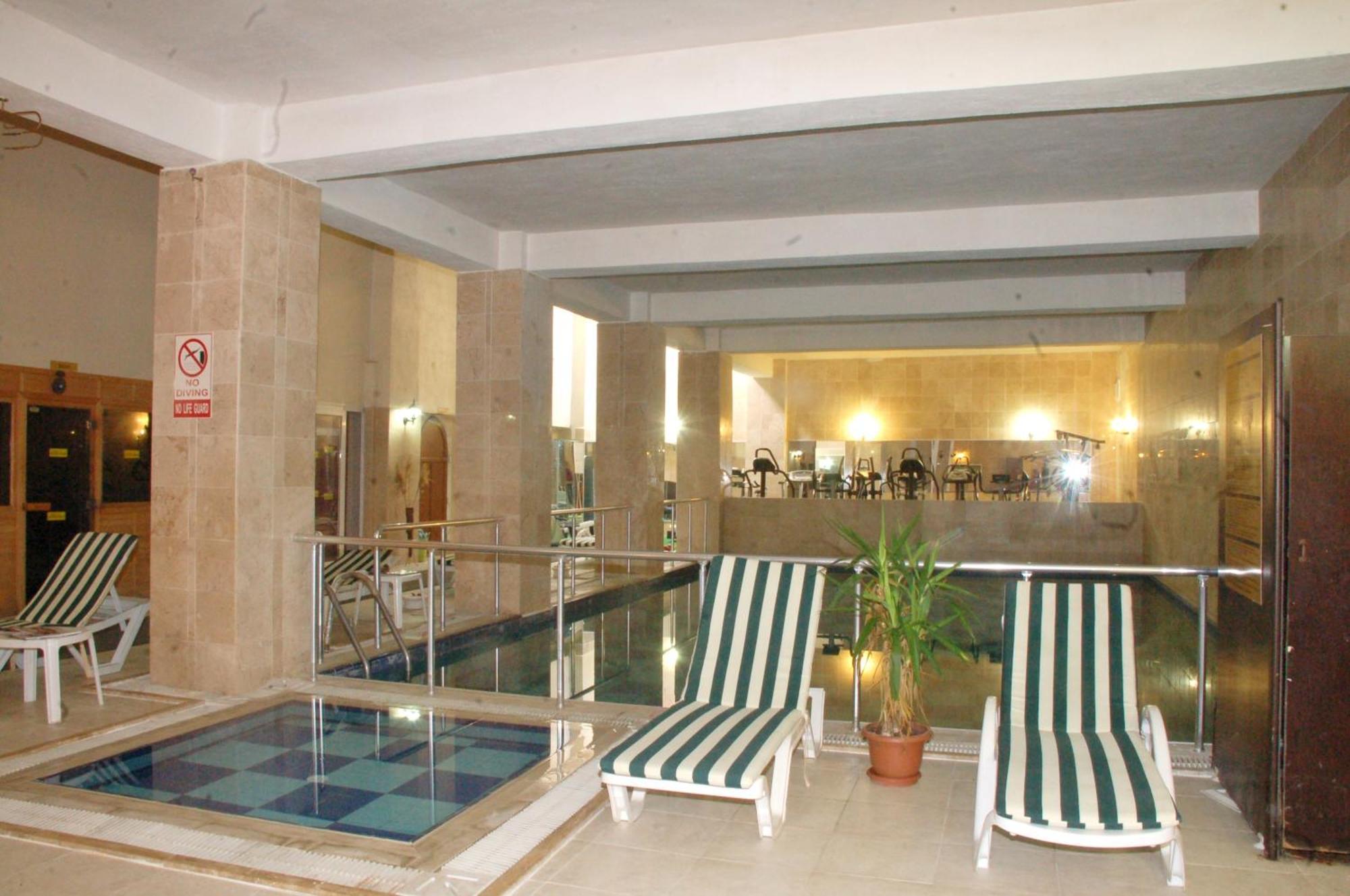 Otel Arora Kuşadası