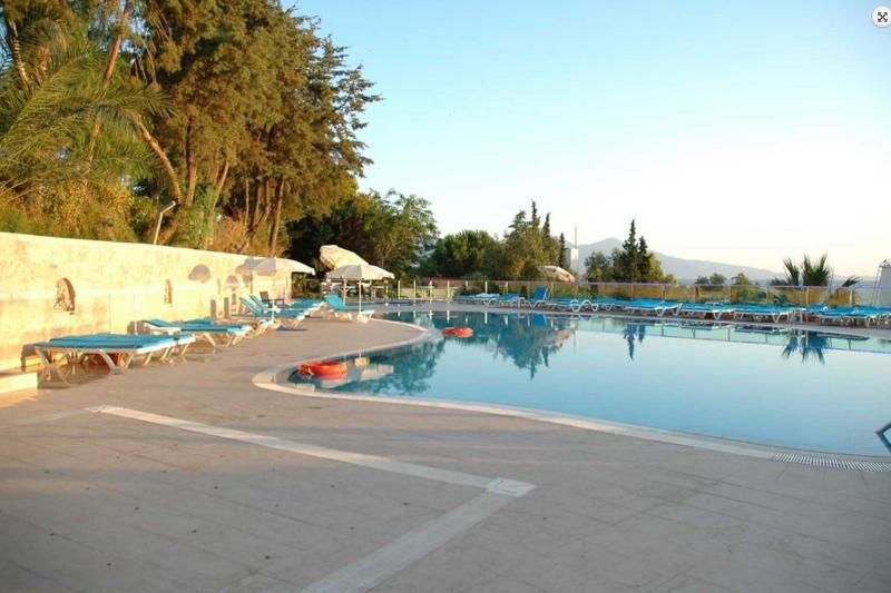 Otel Arora
